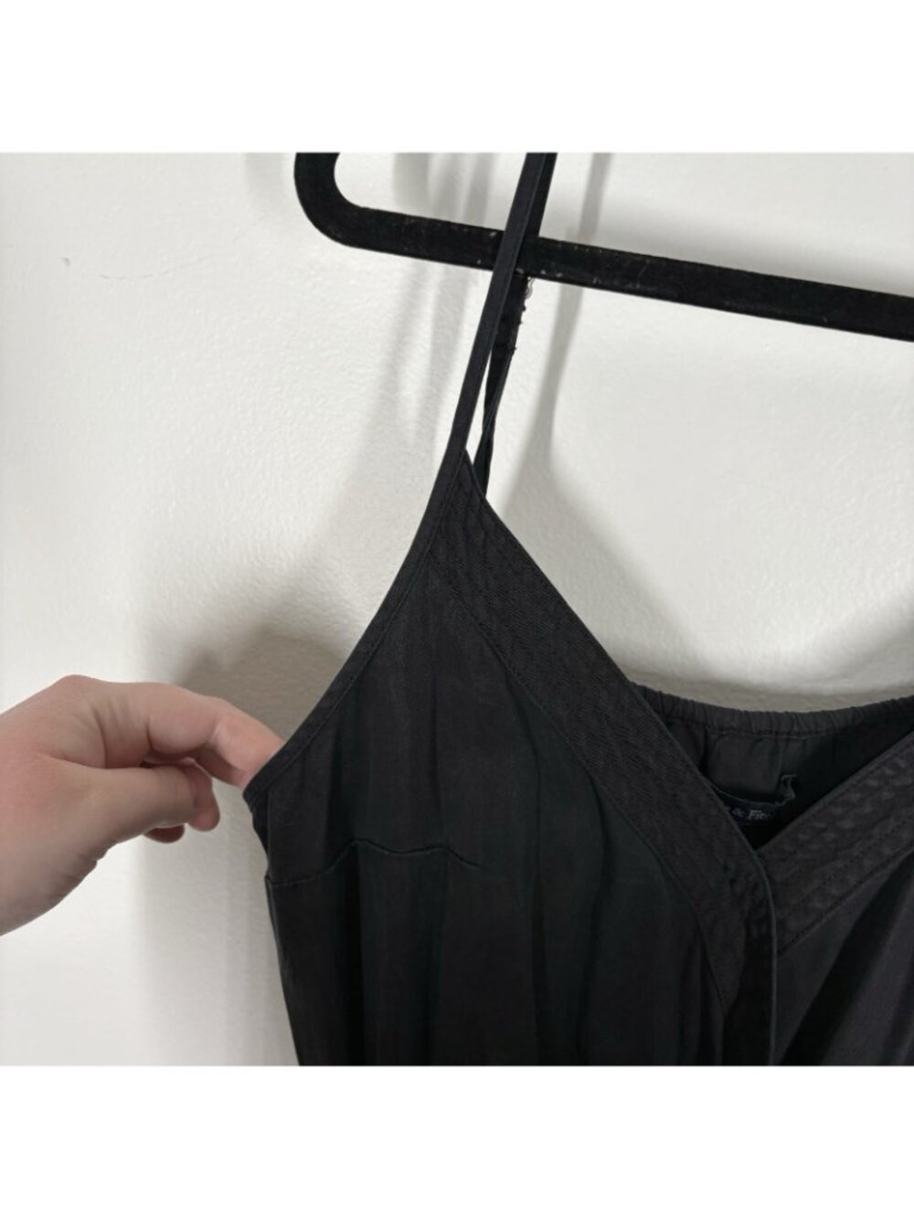 Abercrombie & Fitch Wmn S Black Sleeveless Tie Waist Surplice Utility Romper NWT - Picture 7 of 12